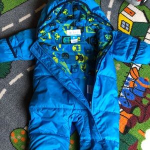 Columbia bunting suit size 3-6 months blue